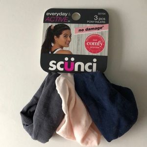 Hair scrunchy